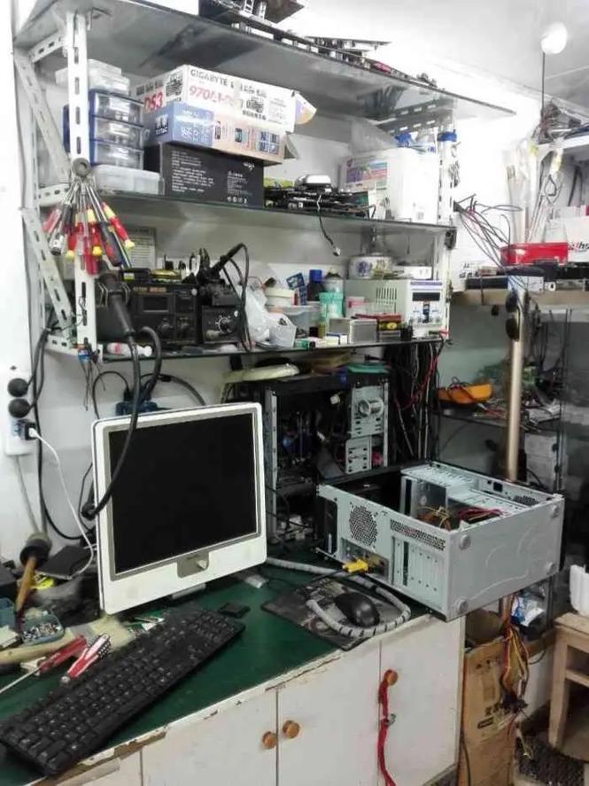 全面解析專業(yè)電腦維修 從臺(tái)式機(jī)到蘋(píng)果電腦的守護(hù)者